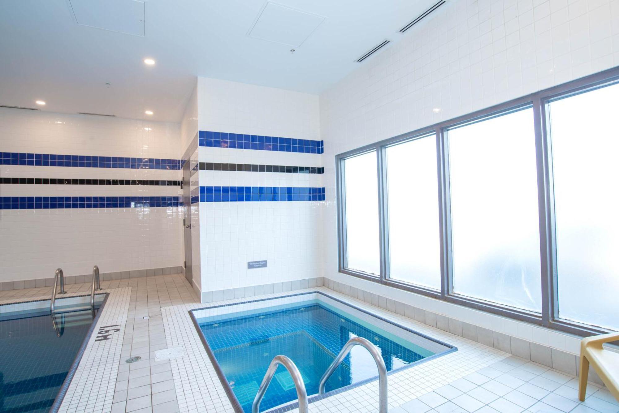 Sandman Signature Calgary Airport Hotel 外观 照片